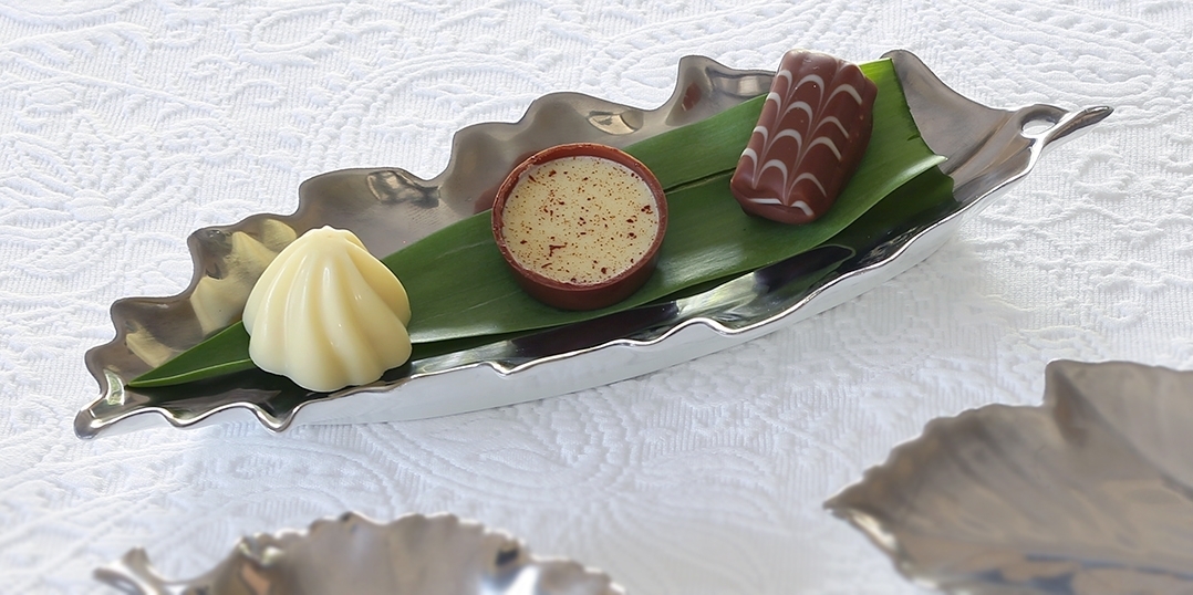 Platinum Leaf Dishes
